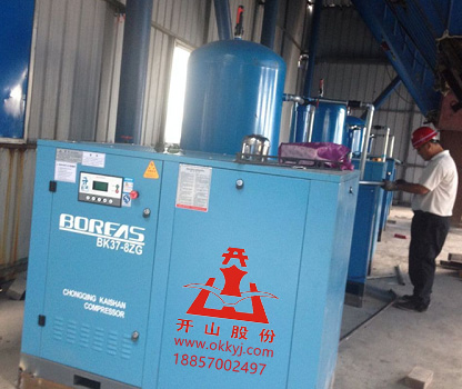 開(kāi)山螺杆空壓機(ji)在電廠的使用(yòng)現場 開山螺杆(gan)空壓機在電廠(chǎng)的使用現場